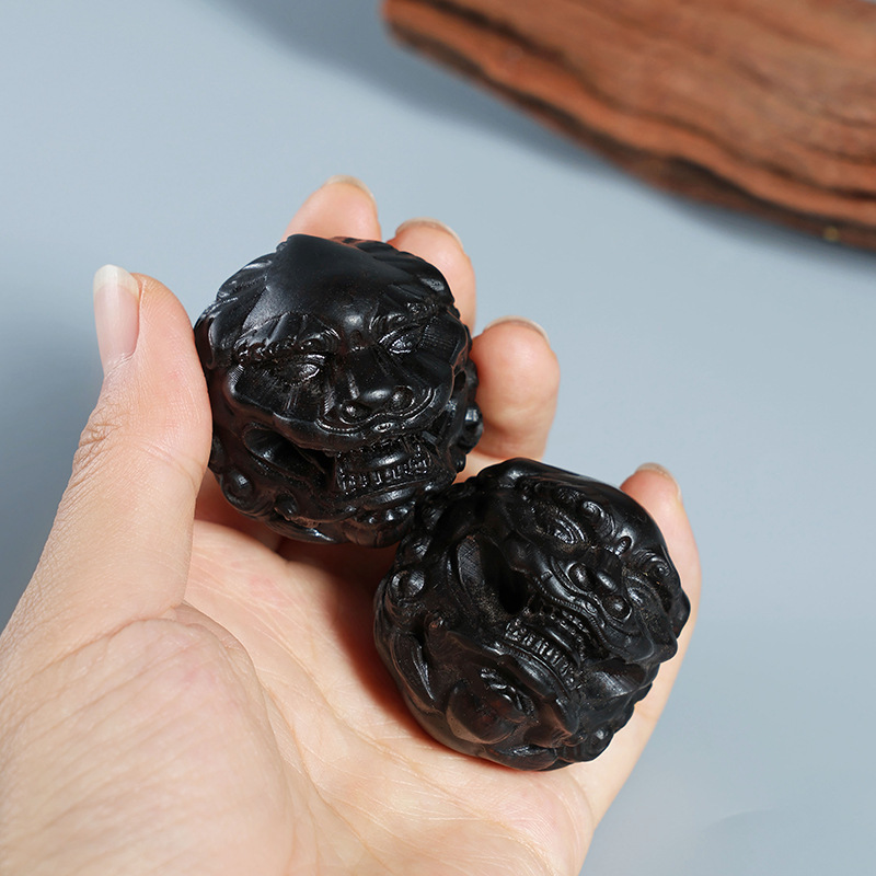 ลูกบอลนวดมือแกะสลักลายสิงโตตื่ - Art Craft Furniture บทวิจารณ์และราคา